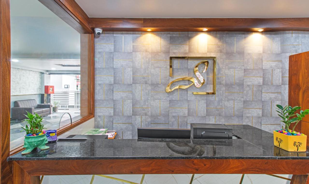 Treebo Abhi Suites, 400 Mts From Guntur Junction Luaran gambar