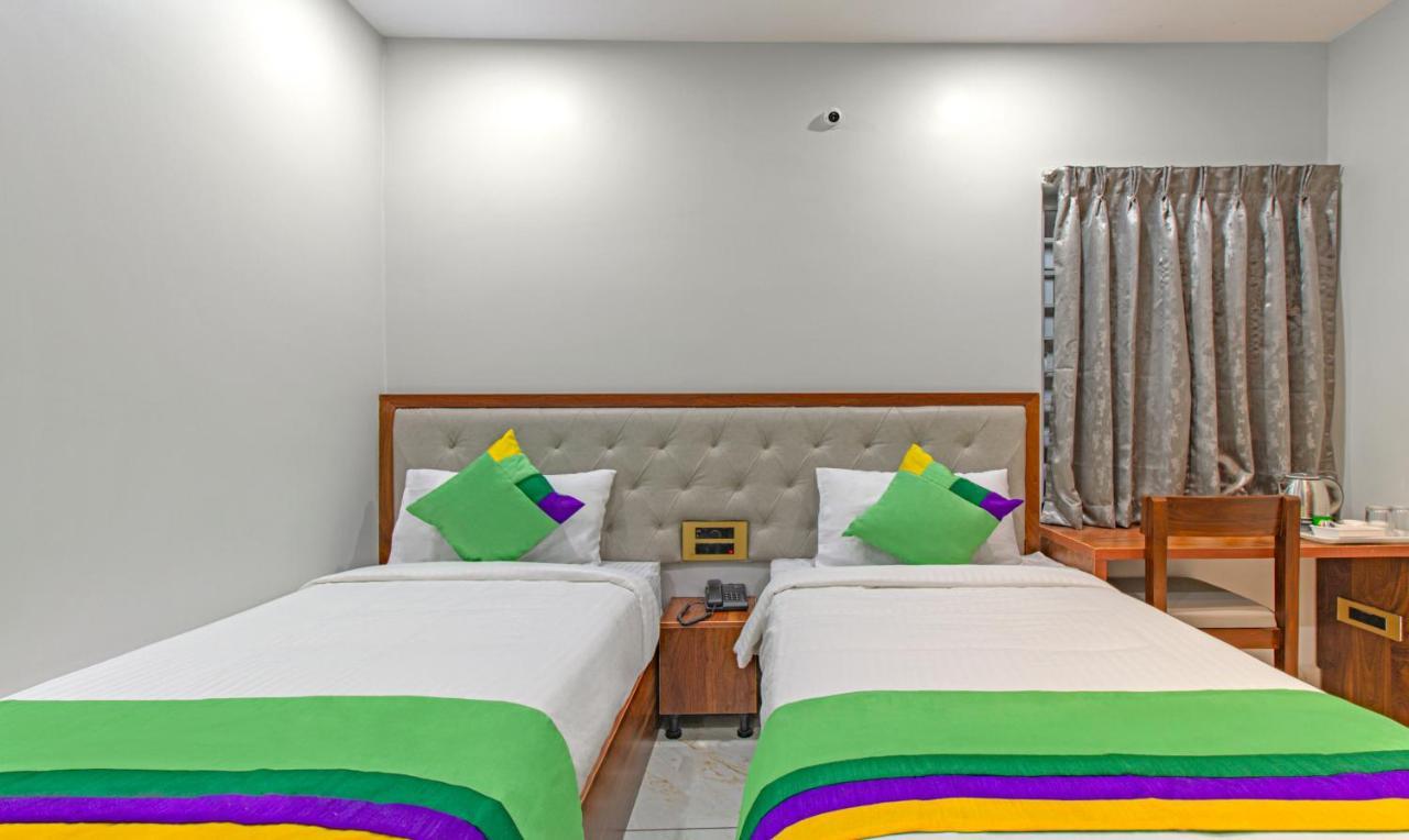 Treebo Abhi Suites, 400 Mts From Guntur Junction Luaran gambar