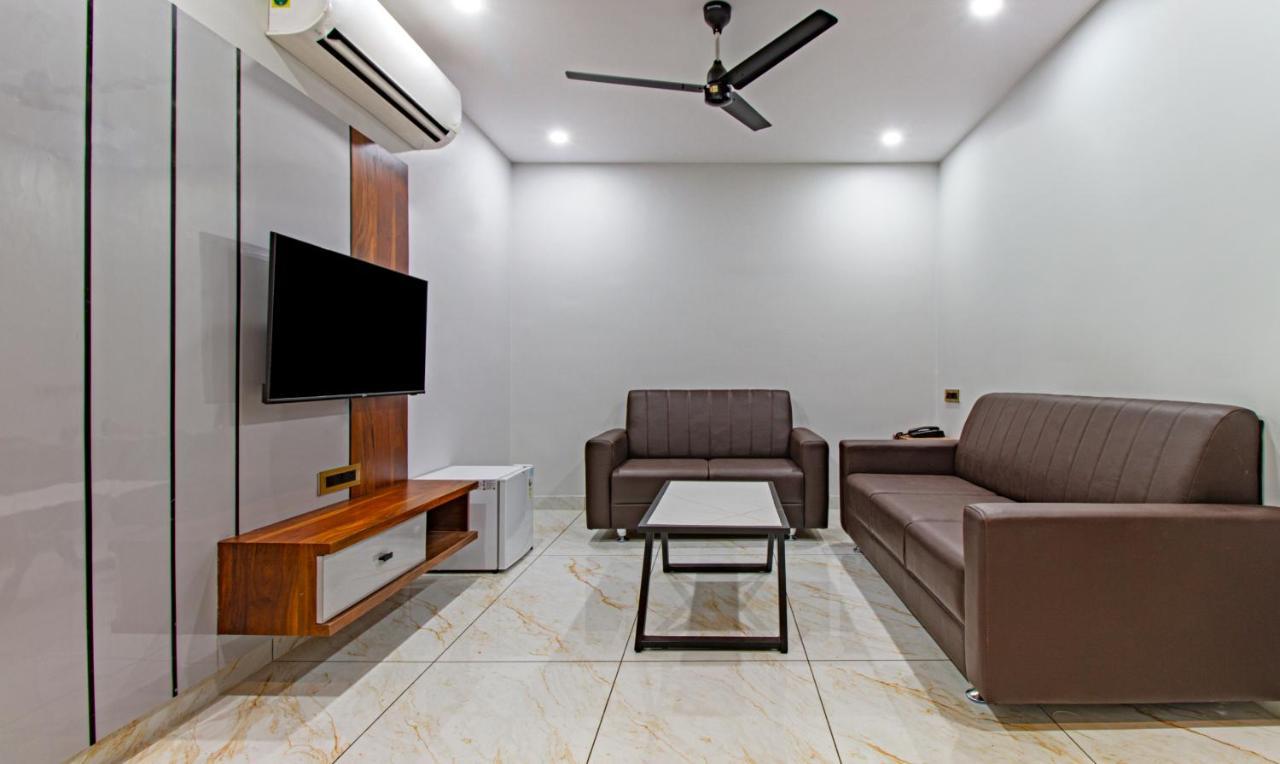 Treebo Abhi Suites, 400 Mts From Guntur Junction Luaran gambar