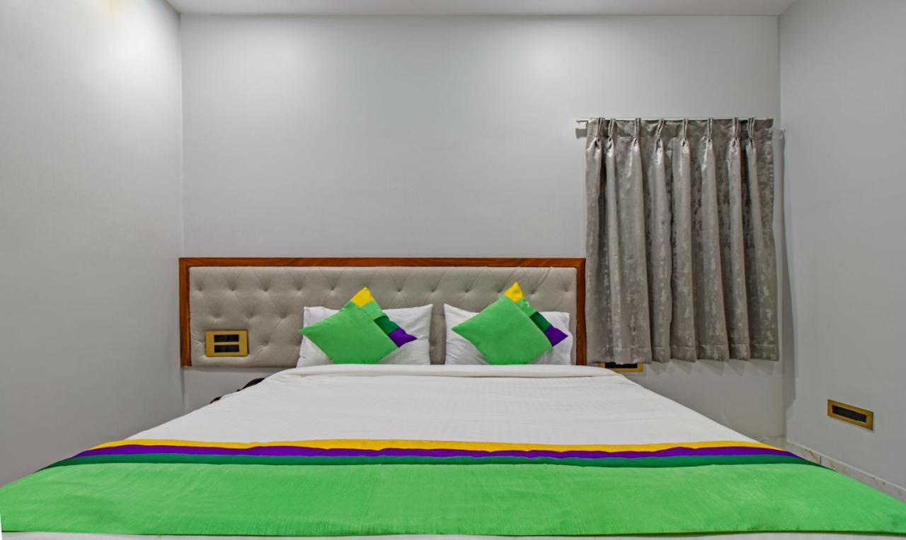 Treebo Abhi Suites, 400 Mts From Guntur Junction Luaran gambar