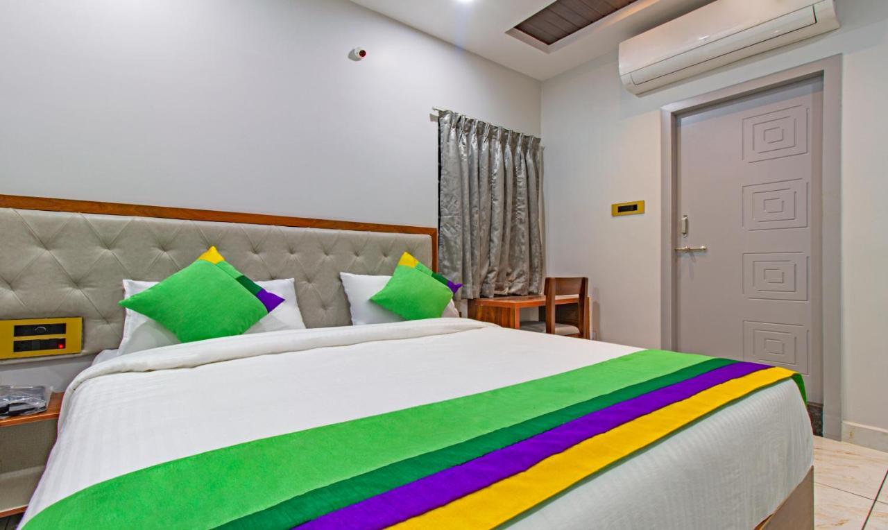 Treebo Abhi Suites, 400 Mts From Guntur Junction Luaran gambar